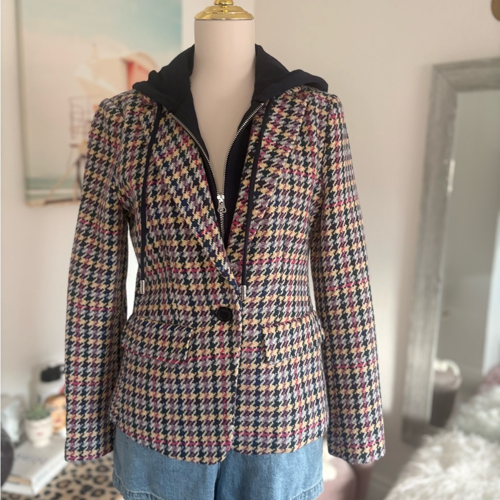 Anthropologie Multicolor Houndstooth Blazer with Navy Hoodie Insert